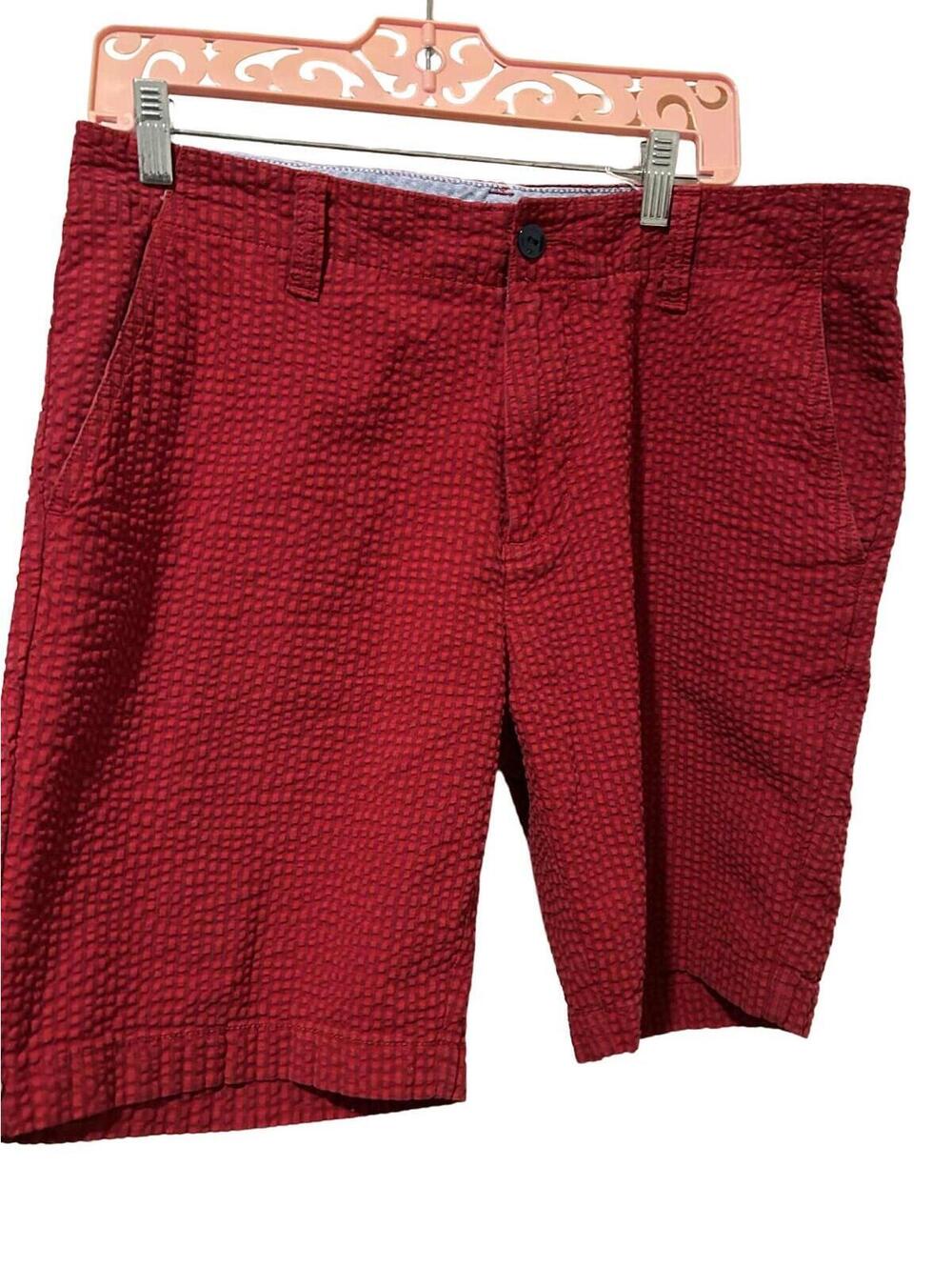 Tommy Hilfiger Men's Seersucker Shorts Waist Size 33 100% Cotton Flat Front Red